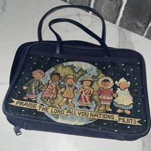 Bible Carrying Case Zipped Embroidered Blue "Praise the Lord All You Nations"